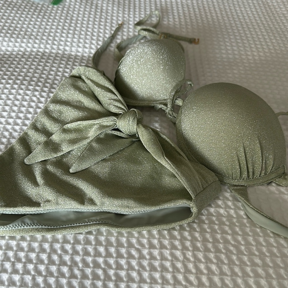 NWOT MONTCE JADE SPARKLE SET, PAULA BOTTOM (Sm) AND ELANY TOP (Med)